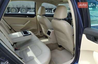Седан Volkswagen Passat 2014 в 