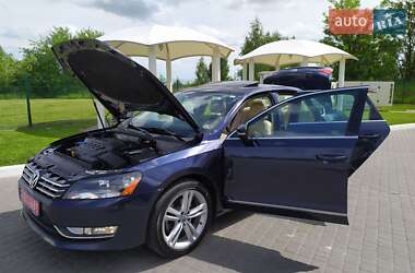 Седан Volkswagen Passat 2014 в 