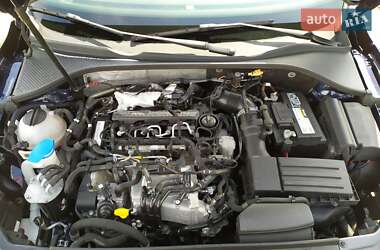 Седан Volkswagen Passat 2014 в 