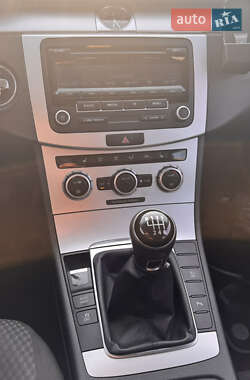 Универсал Volkswagen Passat 2013 в 