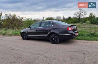 Седан Volkswagen Passat 2006 в 