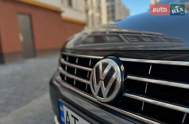 Седан Volkswagen Passat 2016 в 