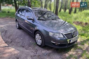 Універсал Volkswagen Passat 2008 в Звягелі
