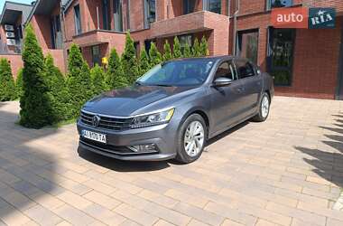 Седан Volkswagen Passat 2018 в Буче