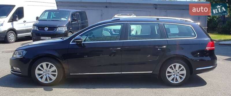 Универсал Volkswagen Passat 2011 в Киеве