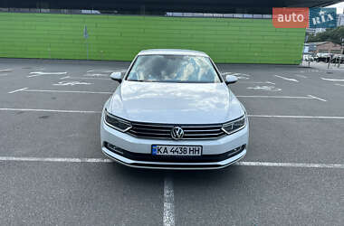 Седан Volkswagen Passat 2018 в 