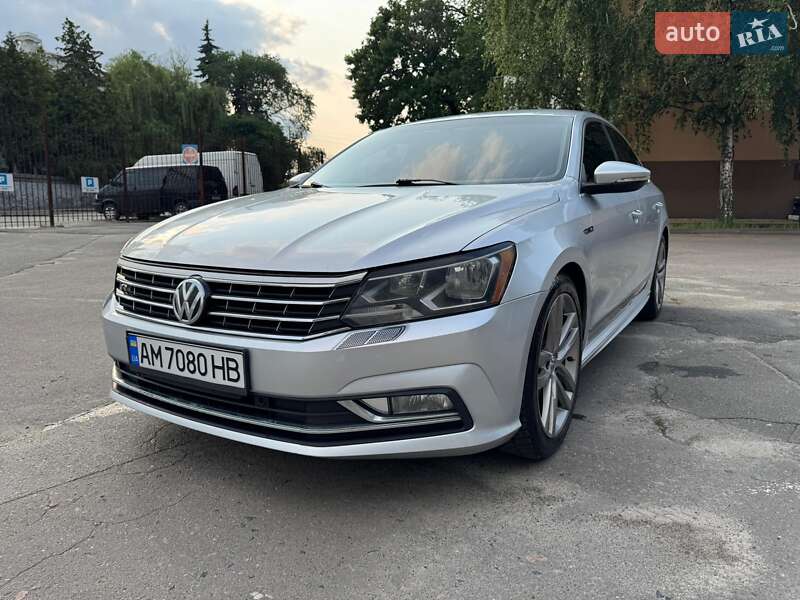 Седан Volkswagen Passat 2017 в Киеве