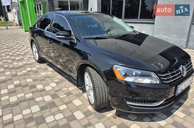 Седан Volkswagen Passat 2014 в Киеве
