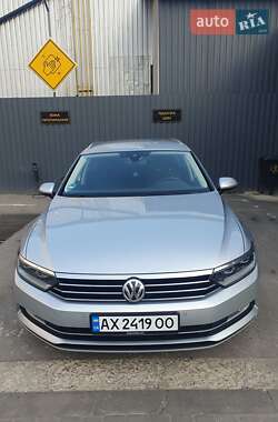 Універсал Volkswagen Passat 2018 в Харкові