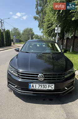 Седан Volkswagen Passat 2016 в Києві