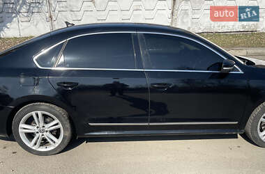 Седан Volkswagen Passat 2012 в 