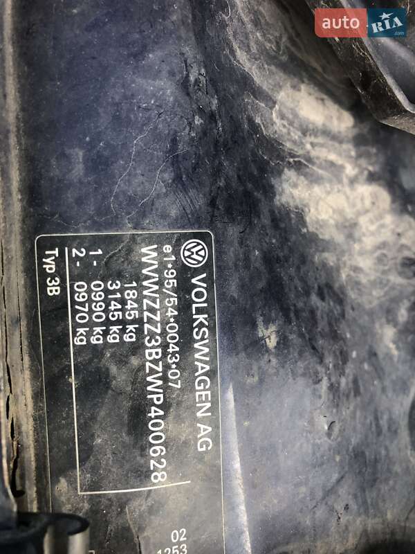 Седан Volkswagen Passat 1998 в Хмельницком