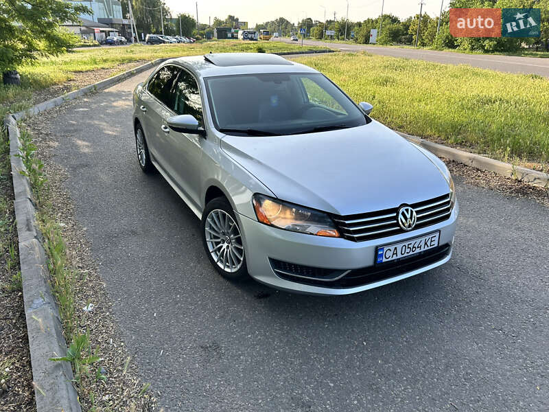 Седан Volkswagen Passat 2012 в Черкассах