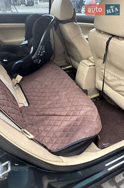 Седан Volkswagen Passat 2001 в 