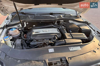 Седан Volkswagen Passat 2013 в 