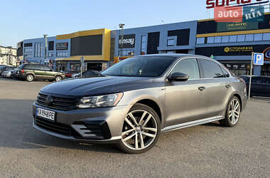 Седан Volkswagen Passat 2016 в Софіївській Борщагівці