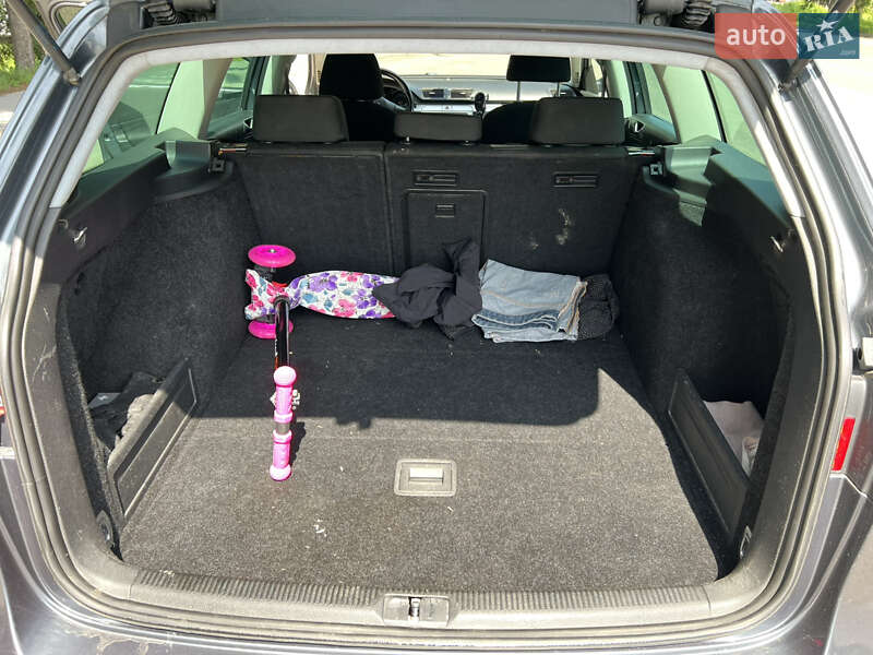 Универсал Volkswagen Passat 2009 в Самборе