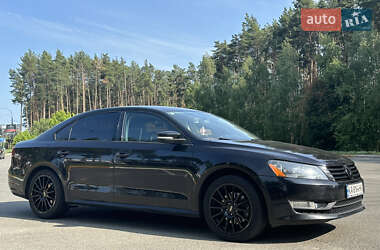 Седан Volkswagen Passat 2012 в Киеве