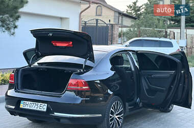 Седан Volkswagen Passat 2012 в 