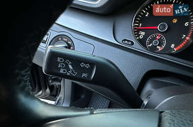Седан Volkswagen Passat 2012 в 