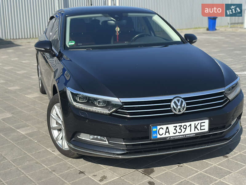 Седан Volkswagen Passat 2017 в 