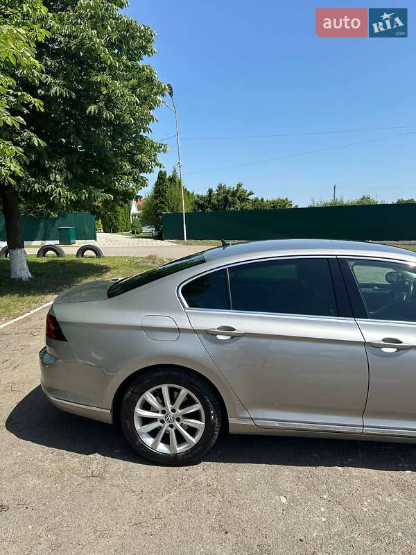 Седан Volkswagen Passat 2017 в Кривом Озере фото 5 Седан Volkswagen Passat 2017 в Кривом Озере