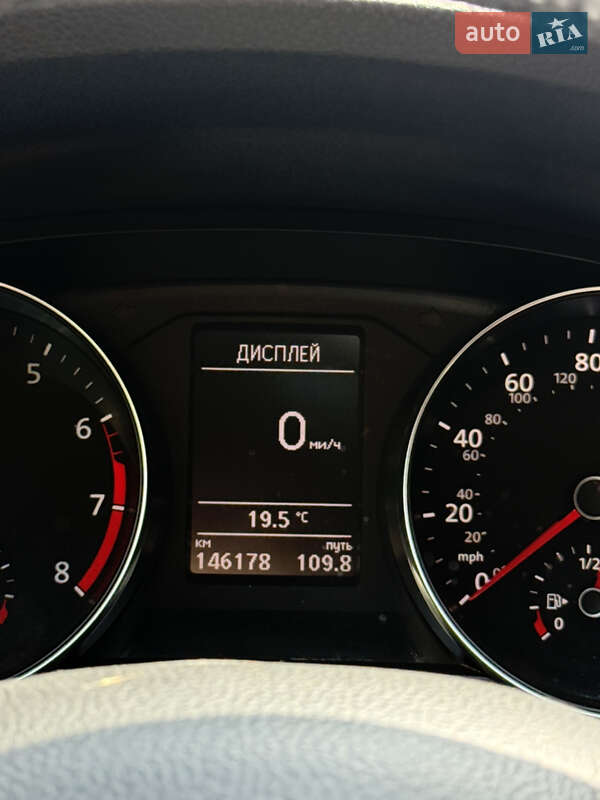 Седан Volkswagen Passat 2016 в Тернополе