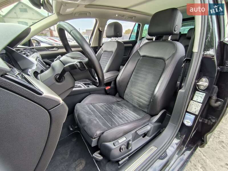 Универсал Volkswagen Passat 2015 в Киеве