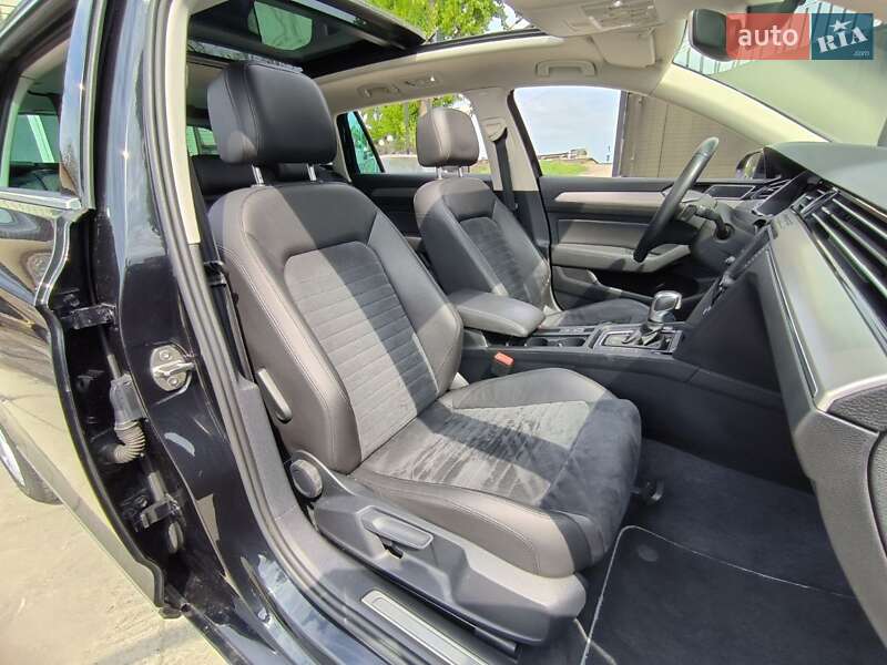 Универсал Volkswagen Passat 2015 в Киеве