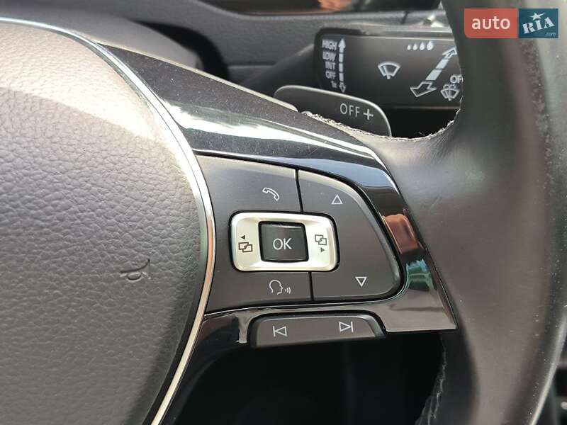 Универсал Volkswagen Passat 2015 в Киеве