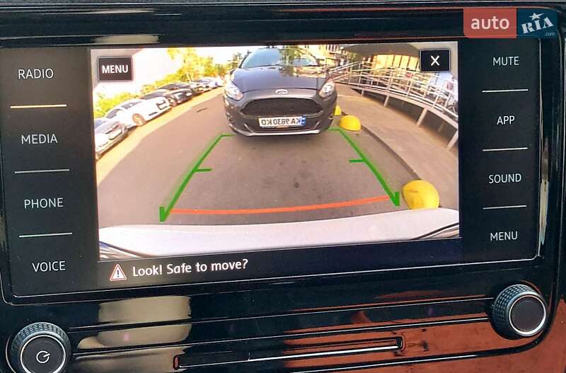 Седан Volkswagen Passat 2020 в Киеве