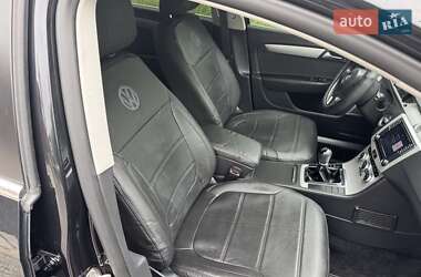 Седан Volkswagen Passat 2012 в 