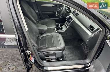 Седан Volkswagen Passat 2012 в 