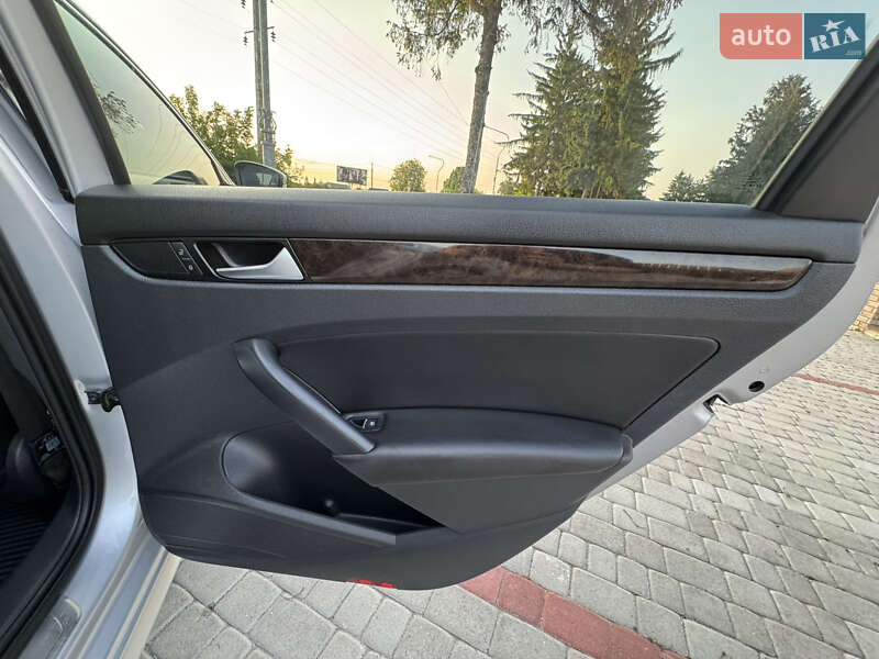 Седан Volkswagen Passat 2015 в Хмельницком фото 22 Седан Volkswagen Passat 2015 в Хмельницком