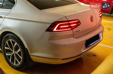 Седан Volkswagen Passat 2018 в 