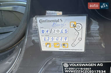 Универсал Volkswagen Passat 2011 в 