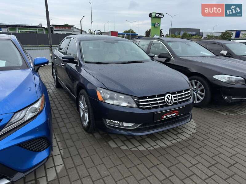 Седан Volkswagen Passat 2014 в Ужгороді