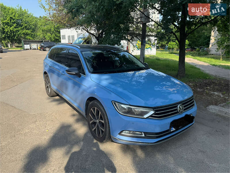 Універсал Volkswagen Passat 2015 в Києві