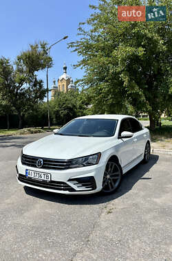 Седан Volkswagen Passat 2016 в Переяславе