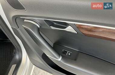 Седан Volkswagen Passat 2013 в 
