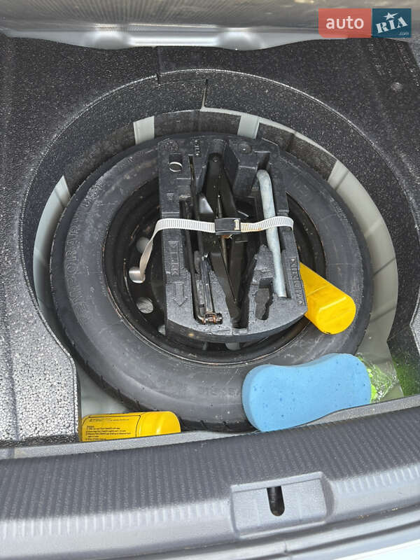 Седан Volkswagen Passat 2014 в Одессе