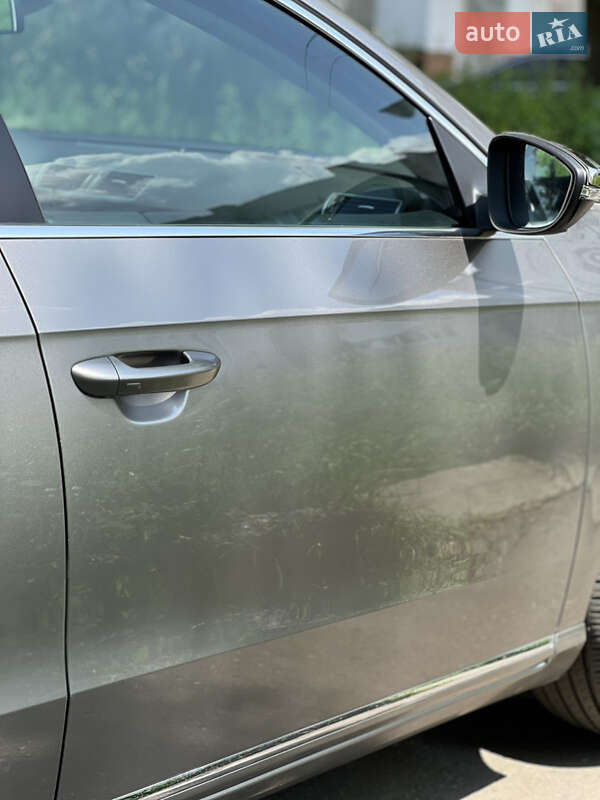 Універсал Volkswagen Passat 2011 в Калуші