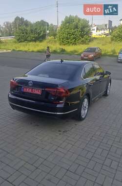 Седан Volkswagen Passat 2017 в 