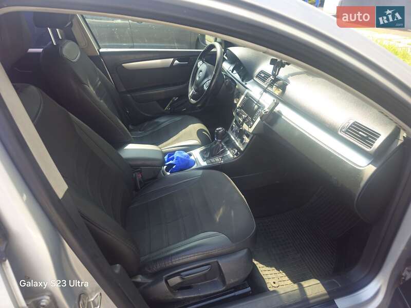 Універсал Volkswagen Passat 2013 в Києві