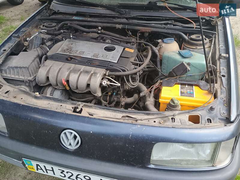 Универсал Volkswagen Passat 1992 в Киеве