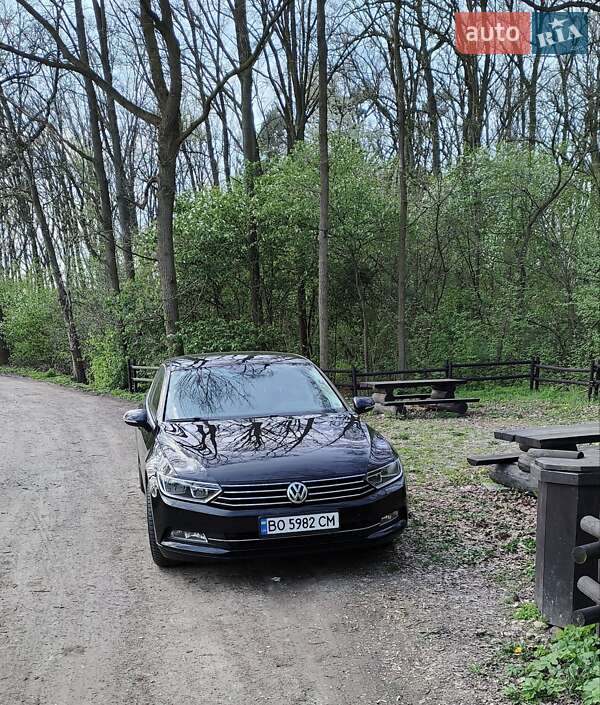 Седан Volkswagen Passat 2016 в 