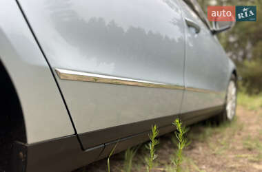 Универсал Volkswagen Passat 2005 в 