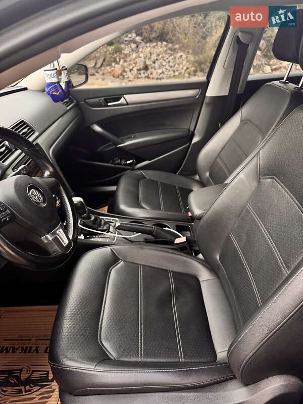 Седан Volkswagen Passat 2015 в Одессе фото 13 Седан Volkswagen Passat 2015 в Одессе