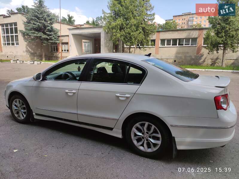 Седан Volkswagen Passat 2008 в Тернополе