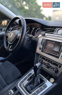 Универсал Volkswagen Passat 2015 в 